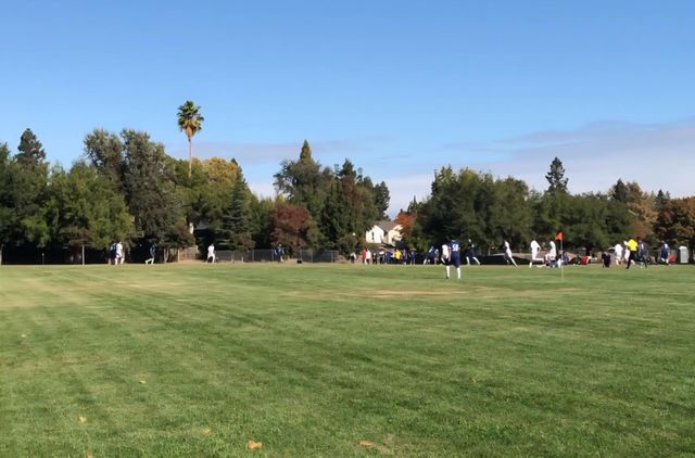 1916 Oak Bluff Way, Sacramento, CA 95833