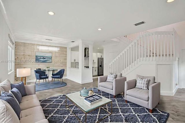 3542 Santa Fe Pl, Coconut Creek, FL 33073