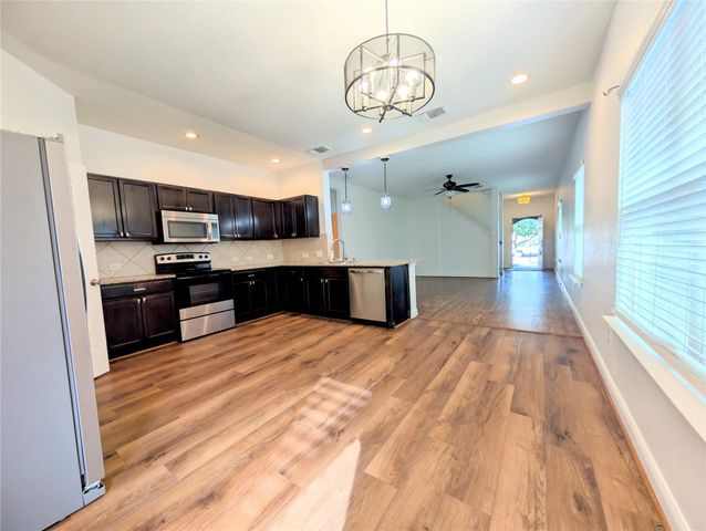 3508 Wickham LN, Austin, TX 78725