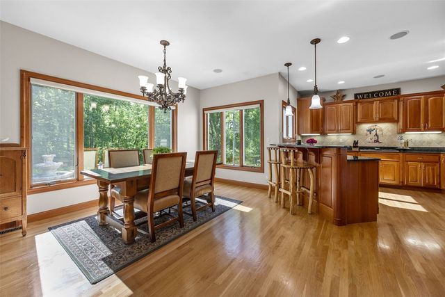 1630 Mackenzie Drive, Cedar Rapids, IA 52411