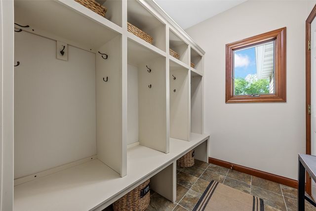 1630 Mackenzie Drive, Cedar Rapids, IA 52411