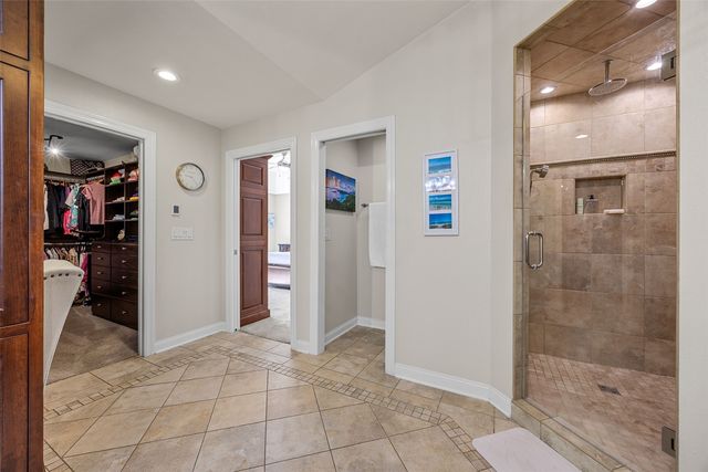 1630 Mackenzie Drive, Cedar Rapids, IA 52411