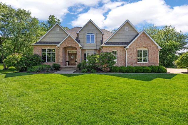 1630 Mackenzie Drive, Cedar Rapids, IA 52411