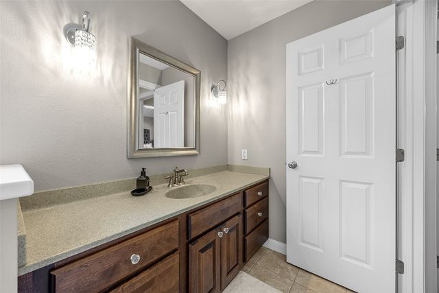 1630 Mackenzie Drive, Cedar Rapids, IA 52411
