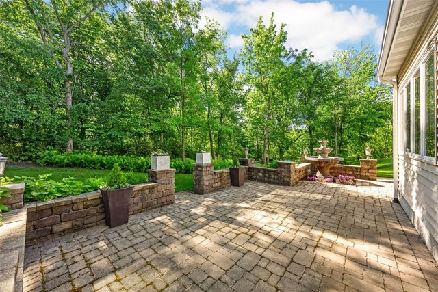 1630 Mackenzie Drive, Cedar Rapids, IA 52411