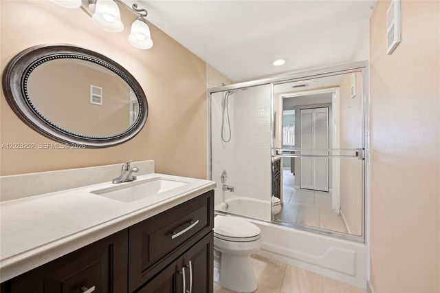 15342 Lakes Of Delray Blvd 90, Delray Beach, FL 33484