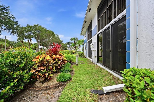 15342 Lakes Of Delray Blvd 90, Delray Beach, FL 33484