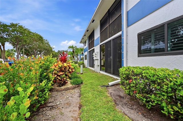 15342 Lakes Of Delray Blvd 90, Delray Beach, FL 33484