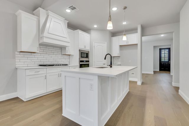 4857 Purlieu Drive, Fort Worth, TX 76244