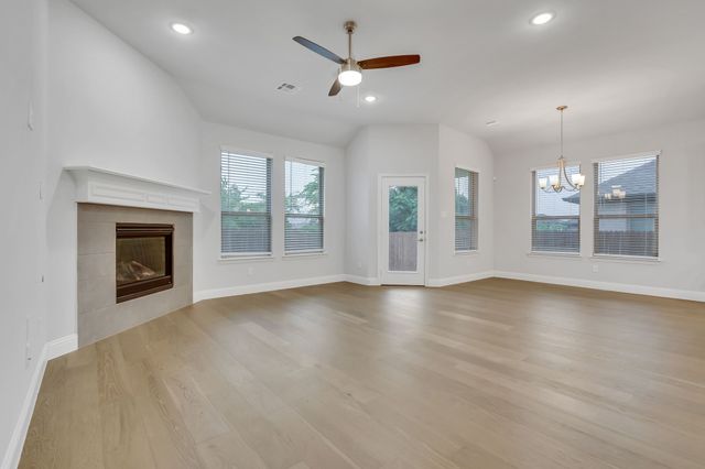 4857 Purlieu Drive, Fort Worth, TX 76244