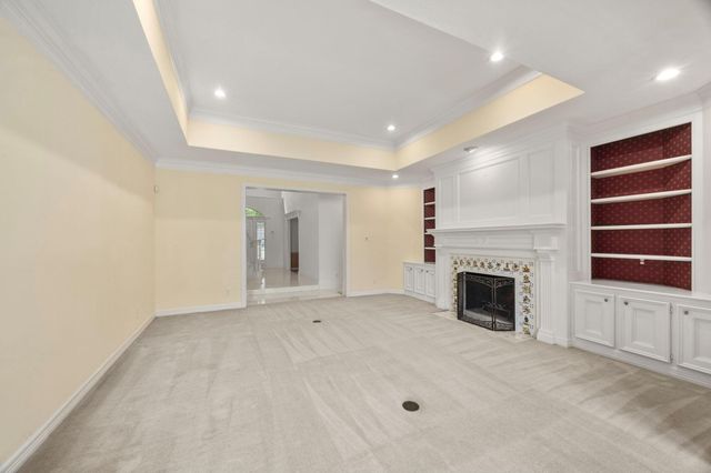 15914 S Barkers Landing Road, Houston, TX 77079