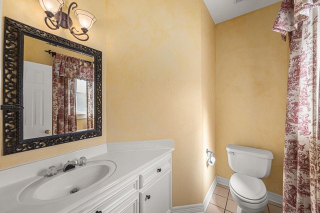 15914 S Barkers Landing Road, Houston, TX 77079