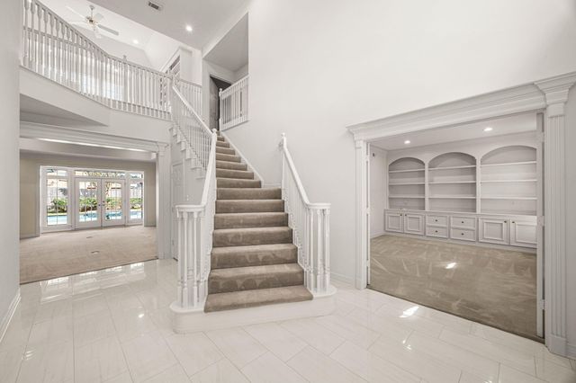 15914 S Barkers Landing Road, Houston, TX 77079