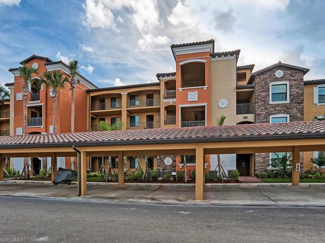 9830 Giaveno CIR 1617, Naples, FL 34113