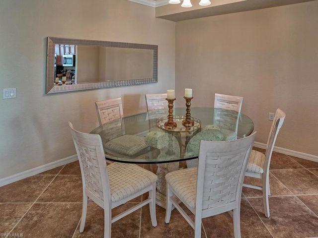 9830 Giaveno CIR 1617, Naples, FL 34113