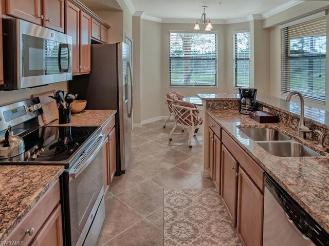 9830 Giaveno CIR 1617, Naples, FL 34113