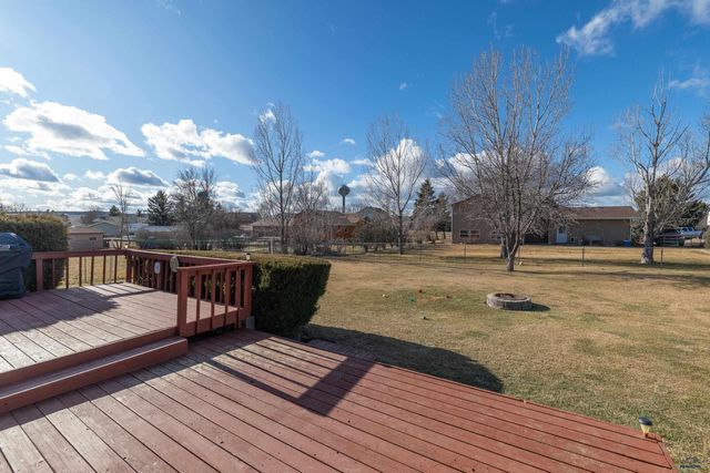 6560 BEVERLY DR, Rapid City, SD 57701