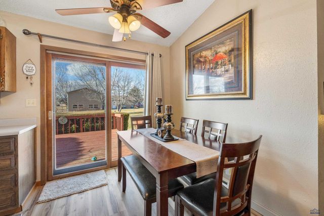 6560 BEVERLY DR, Rapid City, SD 57701