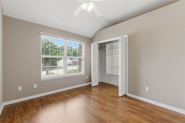 2764 N Ashbrook Drive, Fayetteville, AR 72703