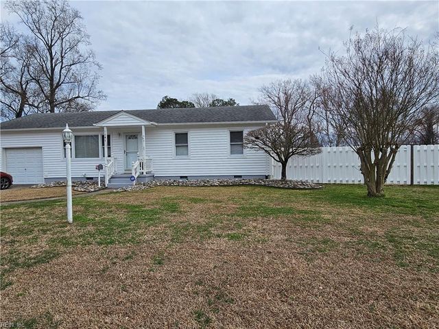 1141 Leland CIR, Virginia Beach, VA 23464