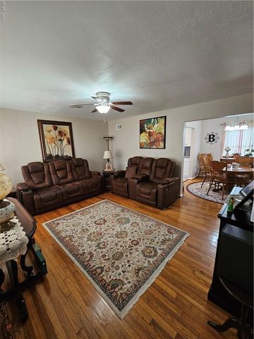 1141 Leland CIR, Virginia Beach, VA 23464