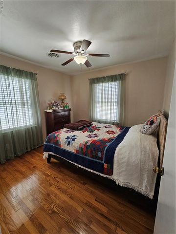 1141 Leland CIR, Virginia Beach, VA 23464