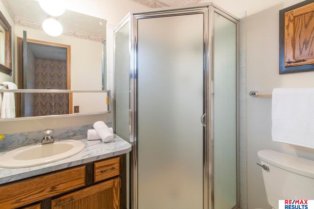 6373 S 140th Avenue, Omaha, NE 68137