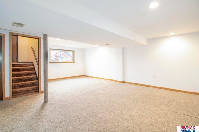 6373 S 140th Avenue, Omaha, NE 68137