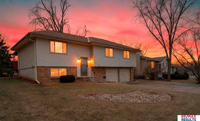 6373 S 140th Avenue, Omaha, NE 68137