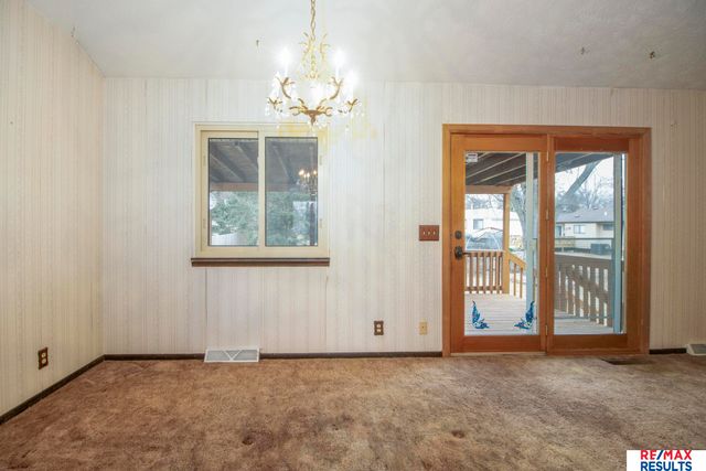 6373 S 140th Avenue, Omaha, NE 68137