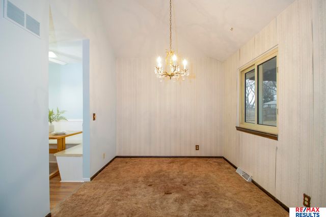 6373 S 140th Avenue, Omaha, NE 68137