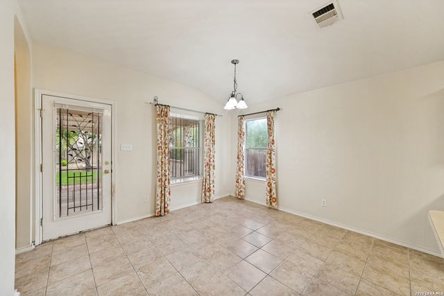 1939 OWLWOLF CRK, San Antonio, TX 78245