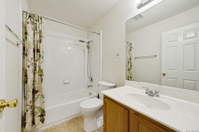 1939 OWLWOLF CRK, San Antonio, TX 78245