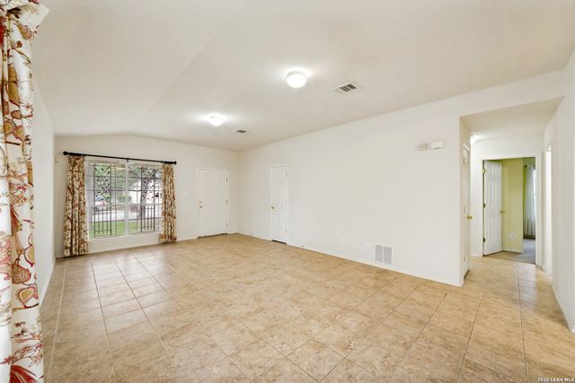 1939 OWLWOLF CRK, San Antonio, TX 78245