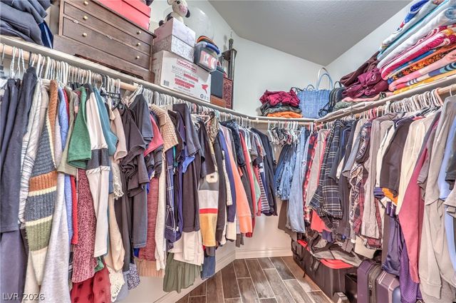 572 Broomspun Street, Henderson, NV 89015