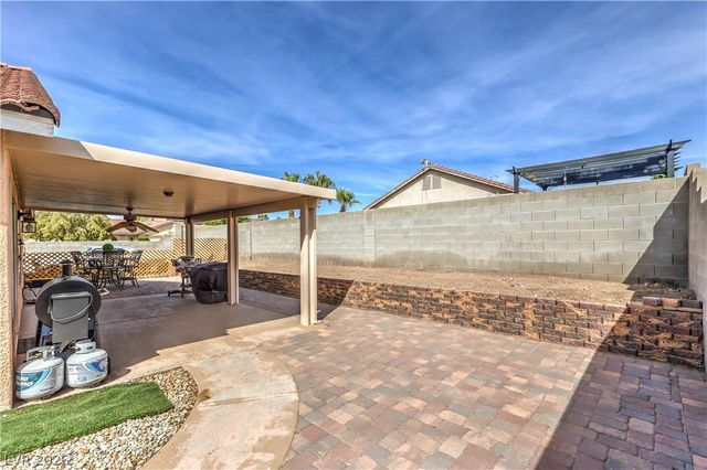 572 Broomspun Street, Henderson, NV 89015