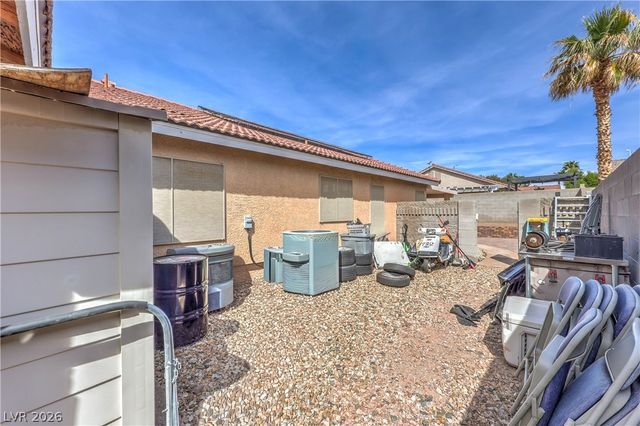 572 Broomspun Street, Henderson, NV 89015