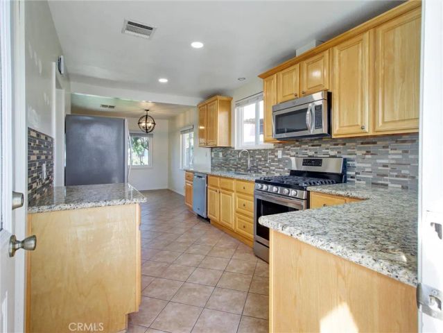 12202 Orange Dr, Whittier, CA 90601