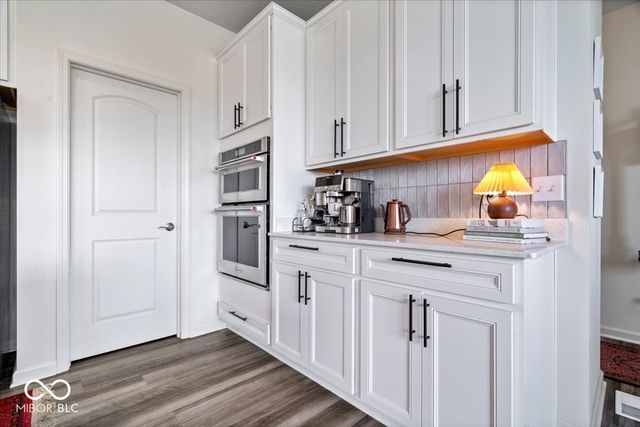 6114 Hardwick Drive, Whitestown, IN 46075