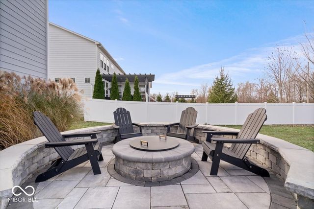 6114 Hardwick Drive, Whitestown, IN 46075