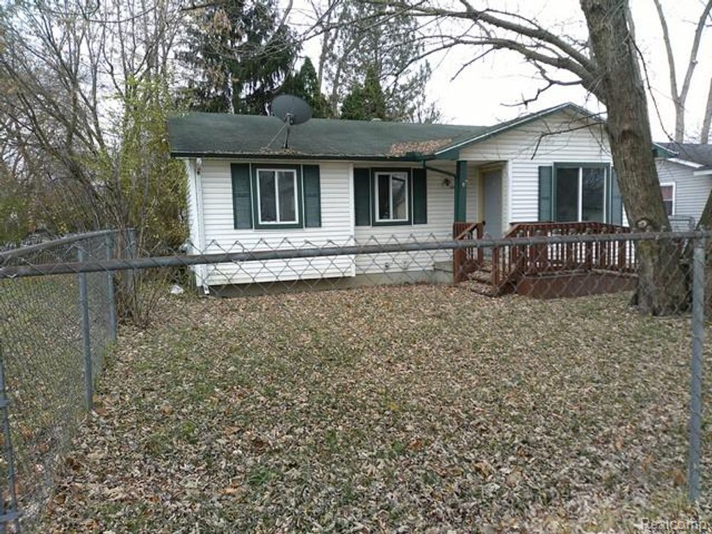 2802 Eaton Place, Flint, MI 48506