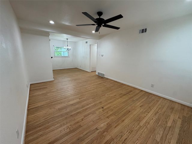 11521 Fernald Avenue, Dallas, TX 75218