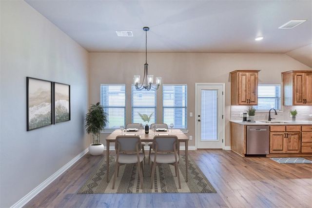 3225 Pagoda Pead Drive, Yukon, OK 73099