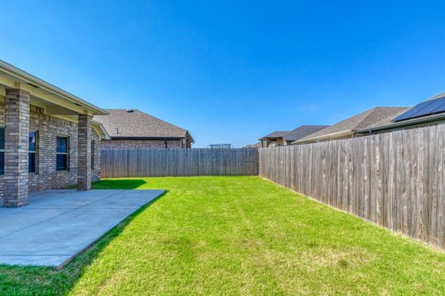 3225 Pagoda Pead Drive, Yukon, OK 73099