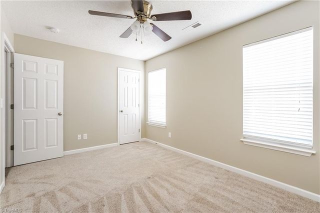 5039 Liberty Hall Circle, Winston-salem, NC 27106