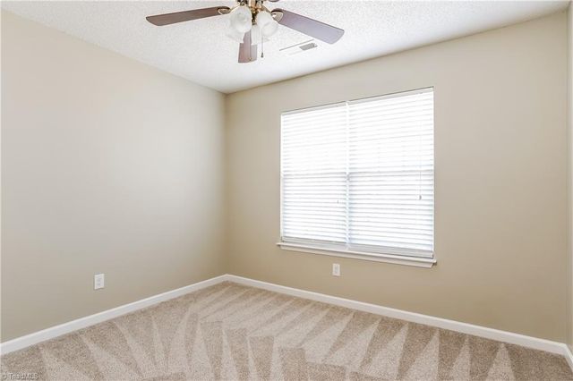 5039 Liberty Hall Circle, Winston-salem, NC 27106