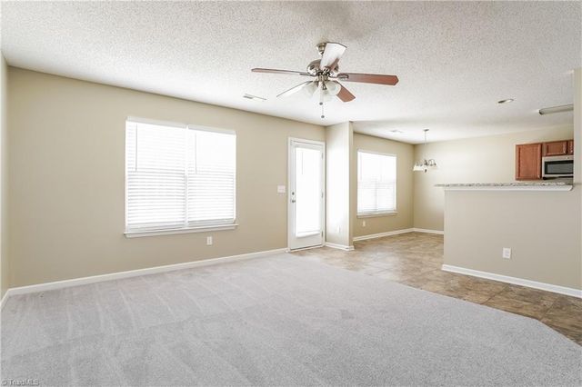 5039 Liberty Hall Circle, Winston-salem, NC 27106