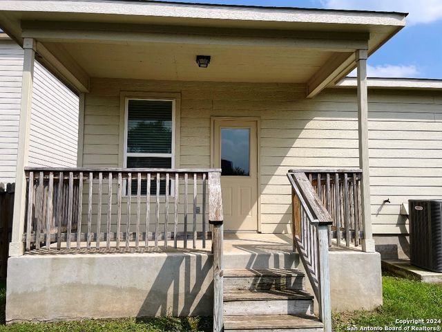 208 TEXAS THISTLE, New Braunfels, TX 78130