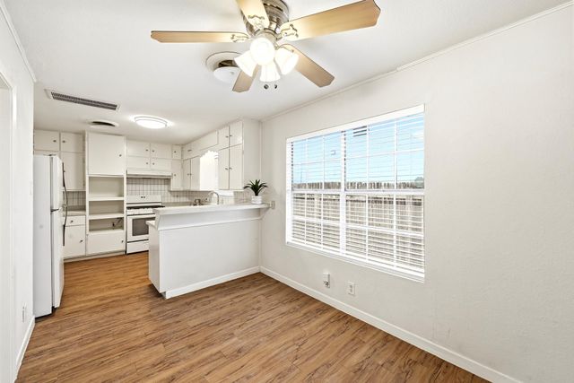 8204 Exmoor DR Unit B, Austin, TX 78757