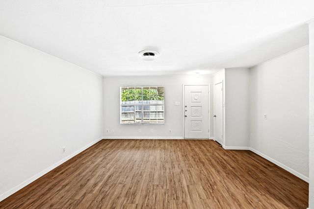 8204 Exmoor DR Unit B, Austin, TX 78757